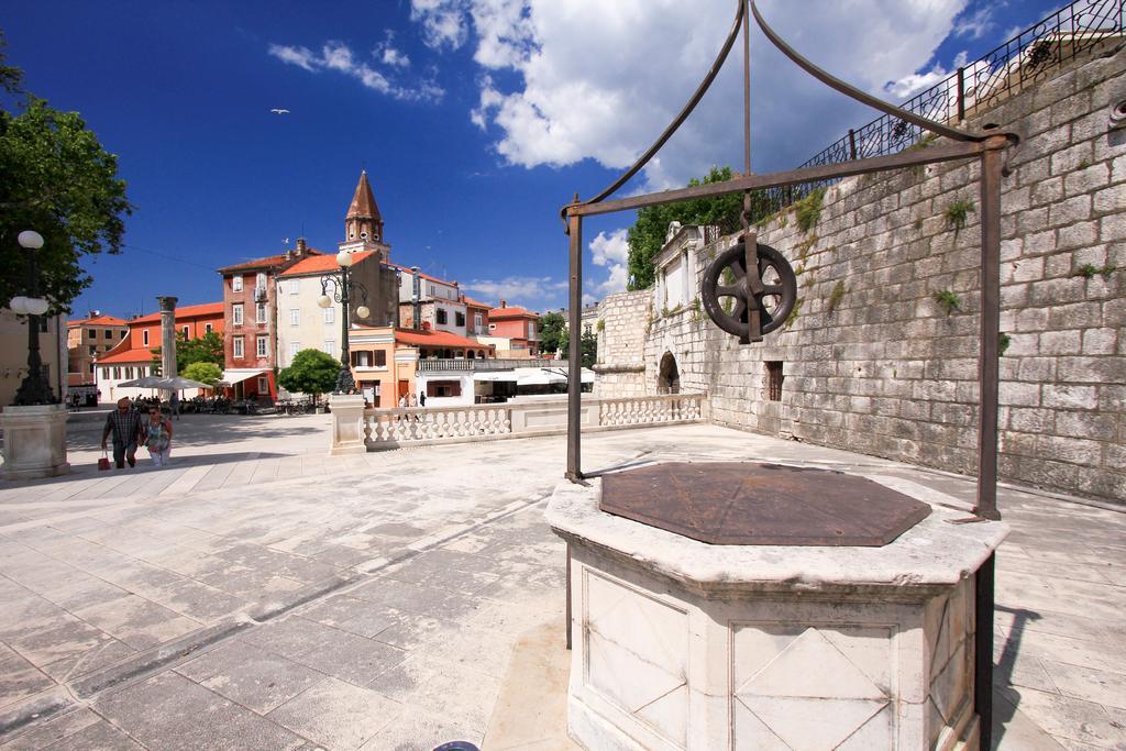 Apartment Sandra Zadar Eksteriør bilde